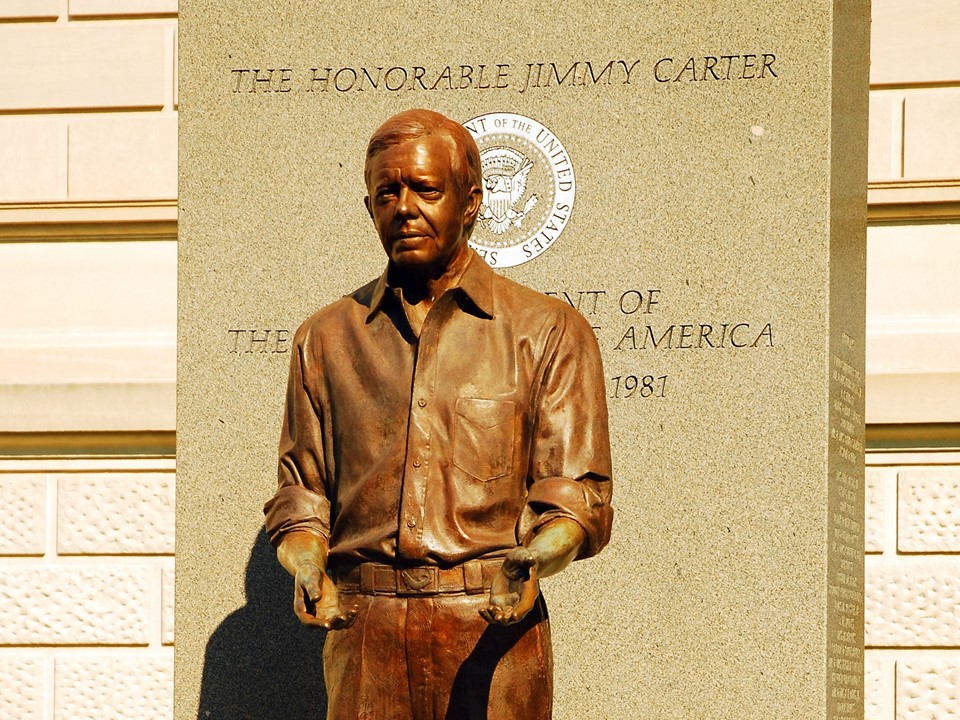 statue of president jimmy carter