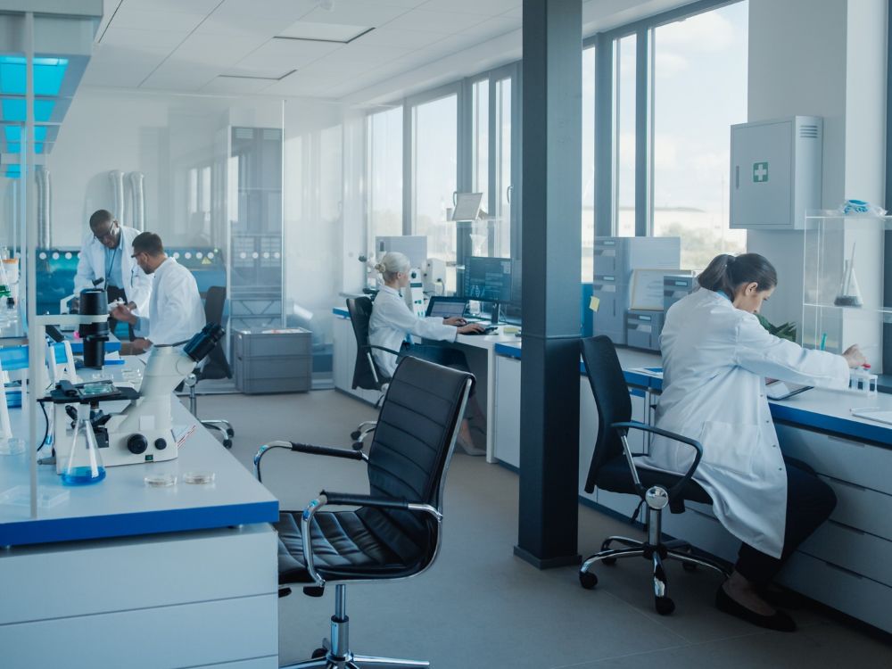 researchers in lab